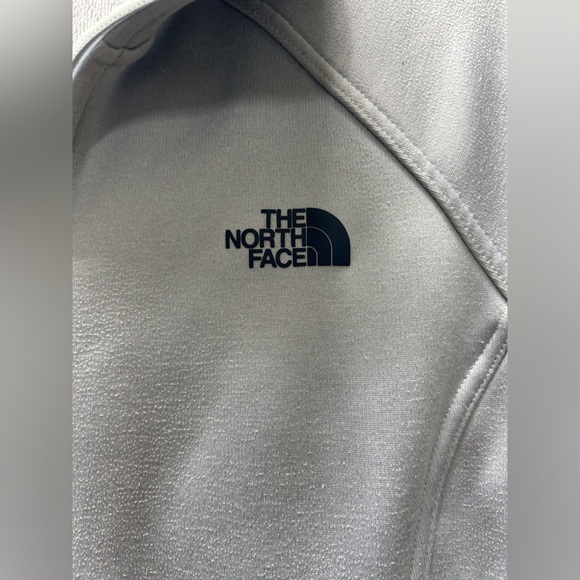 The North Face Full Zip Jacket w/Pockets - Picture 6 of 10